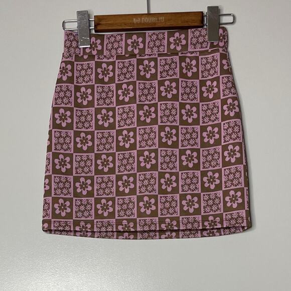 Brown and Pink Floral Set - Picture 4 of 5